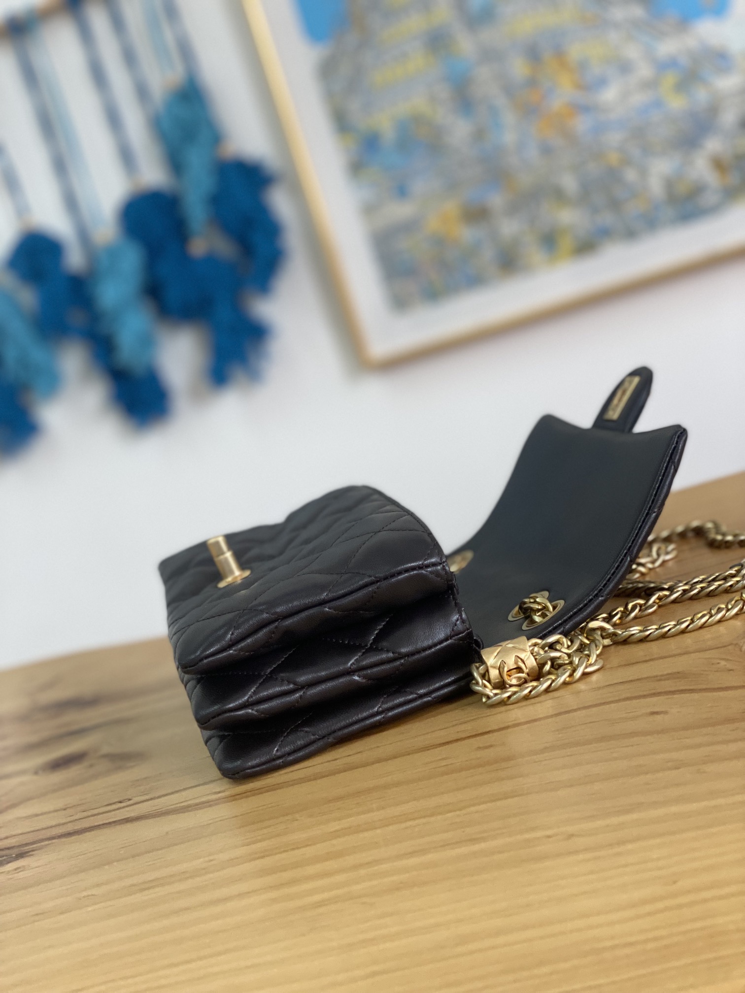 Handbag Chanel AS3393 size 14x22x8 cm - vstockx