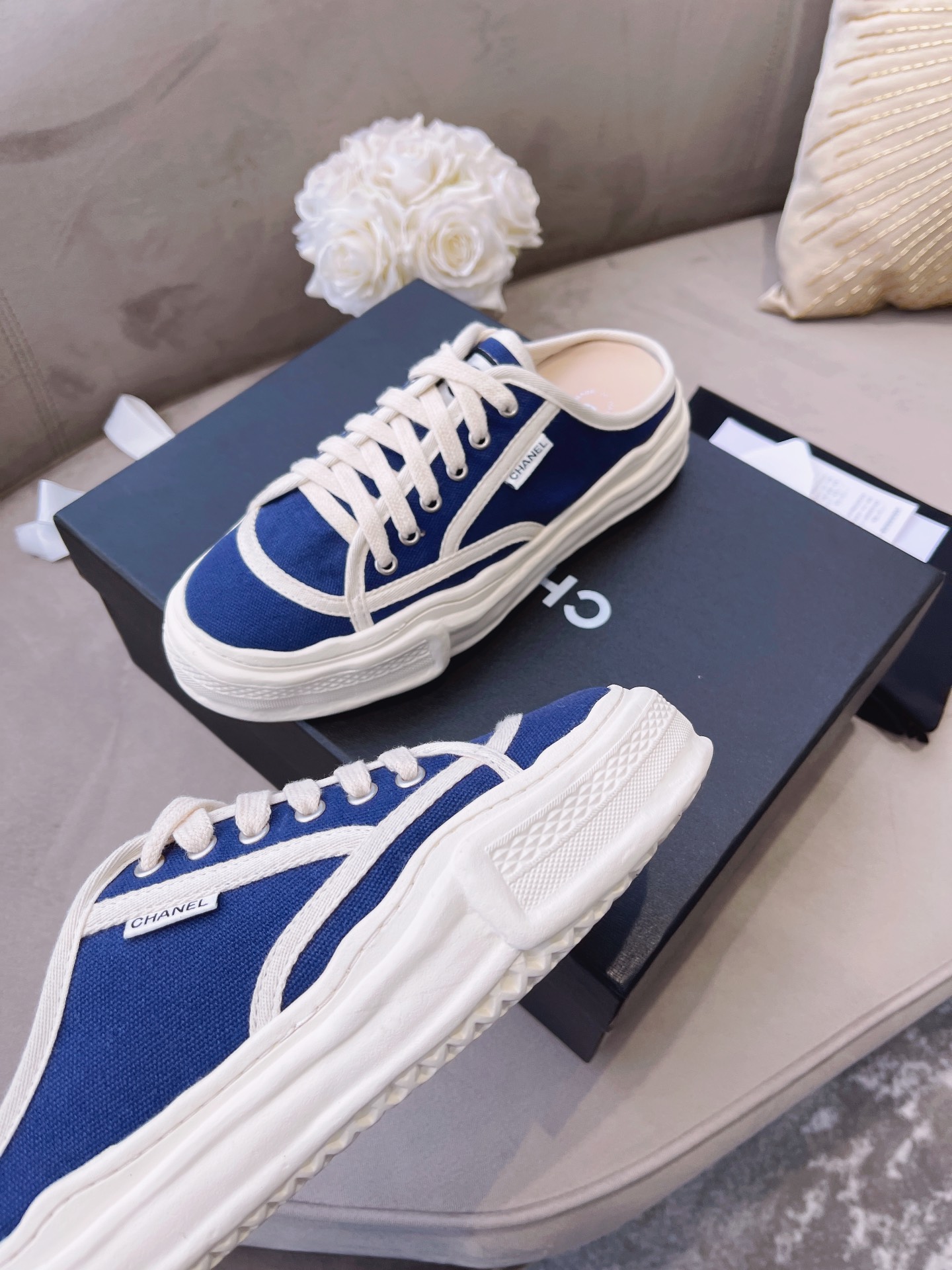 Chanel Platform Sneaker 23 - vstockx