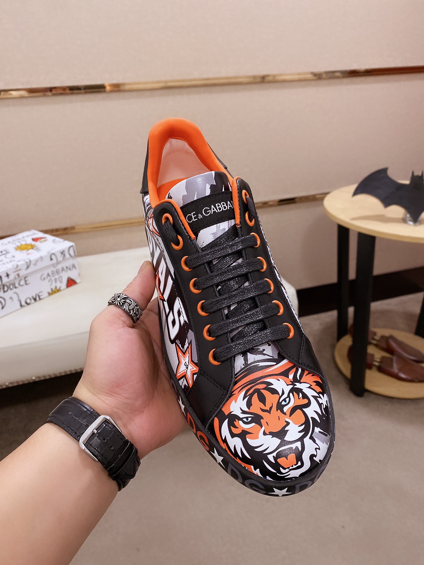 Dolce & Gabbana Low Tops Sneakers 132 - vstockx