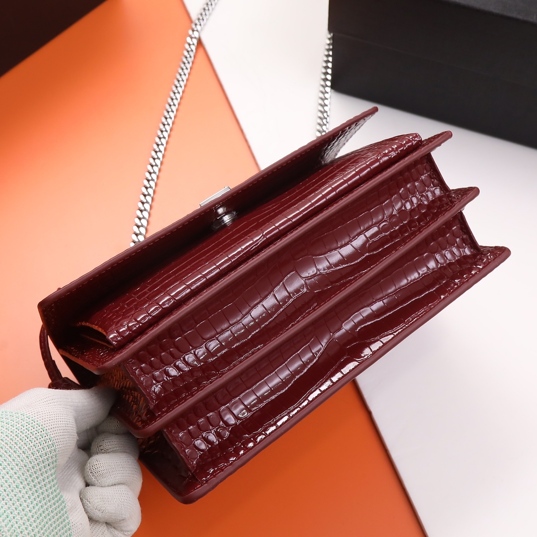 Handbags SAINT LAURENT 442906 size 22x8x16 cm - vstockx