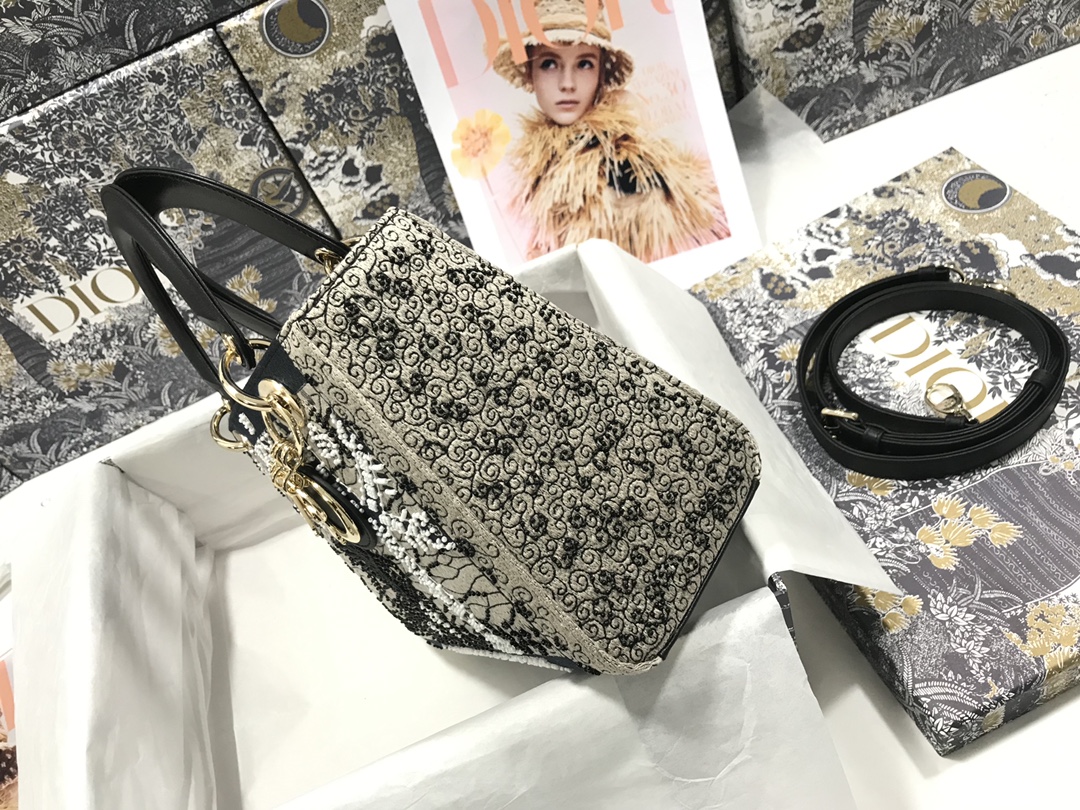 Handbags Lady Dior Mo565 size:24*20*11 cm - vstockx