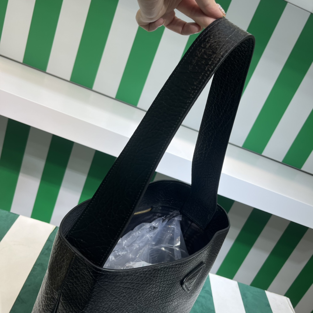 Handbags Prada 1BC173 size:33×37×15 cm - vstockx