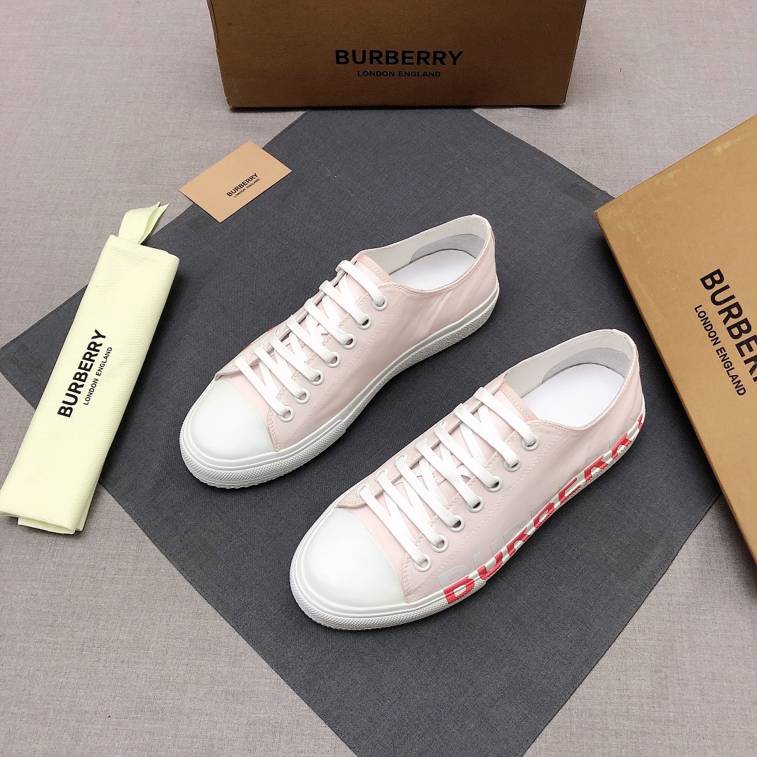 Burberry Perforated Check Sneaker 16 - vstockx
