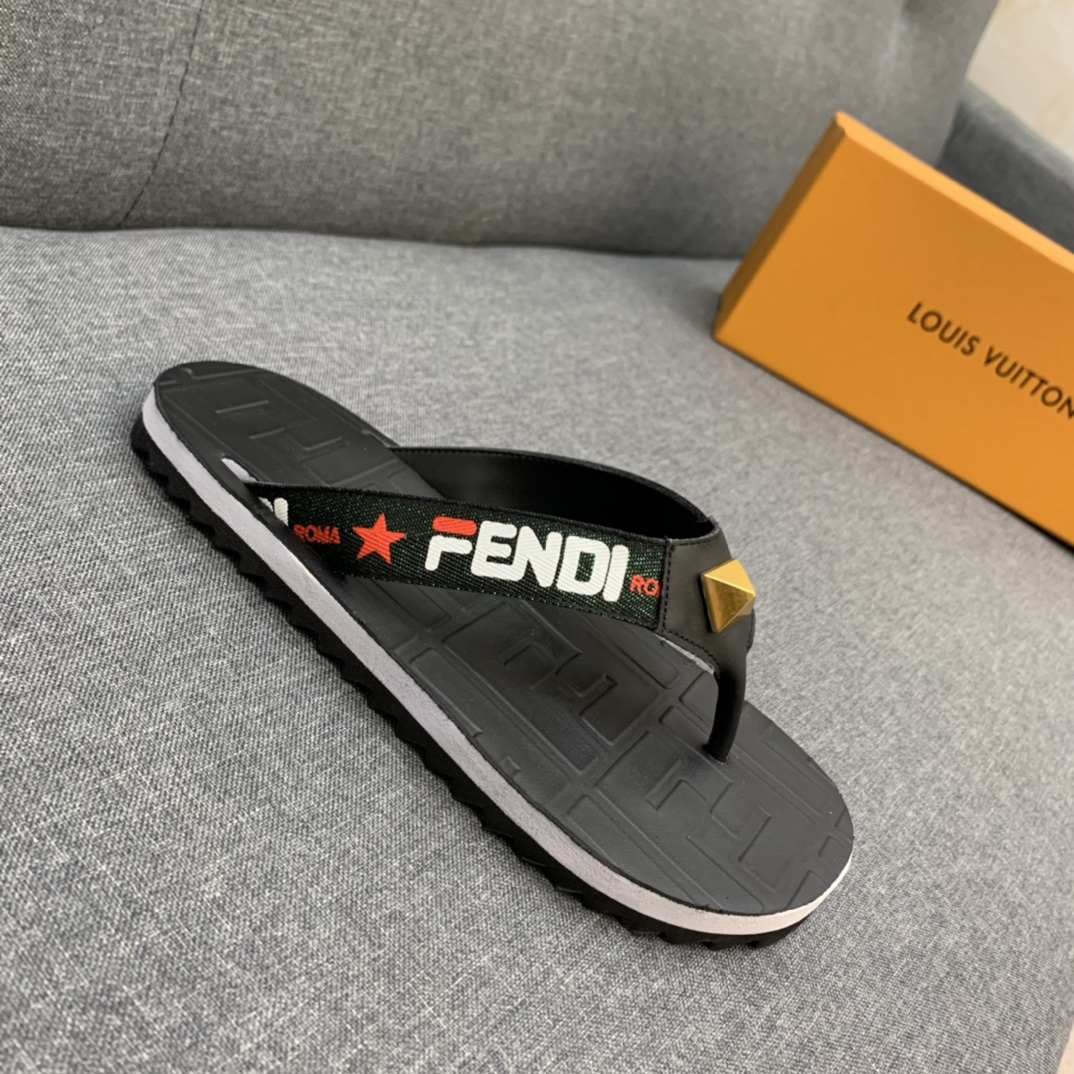 Fendi Slides 27 - vstockx
