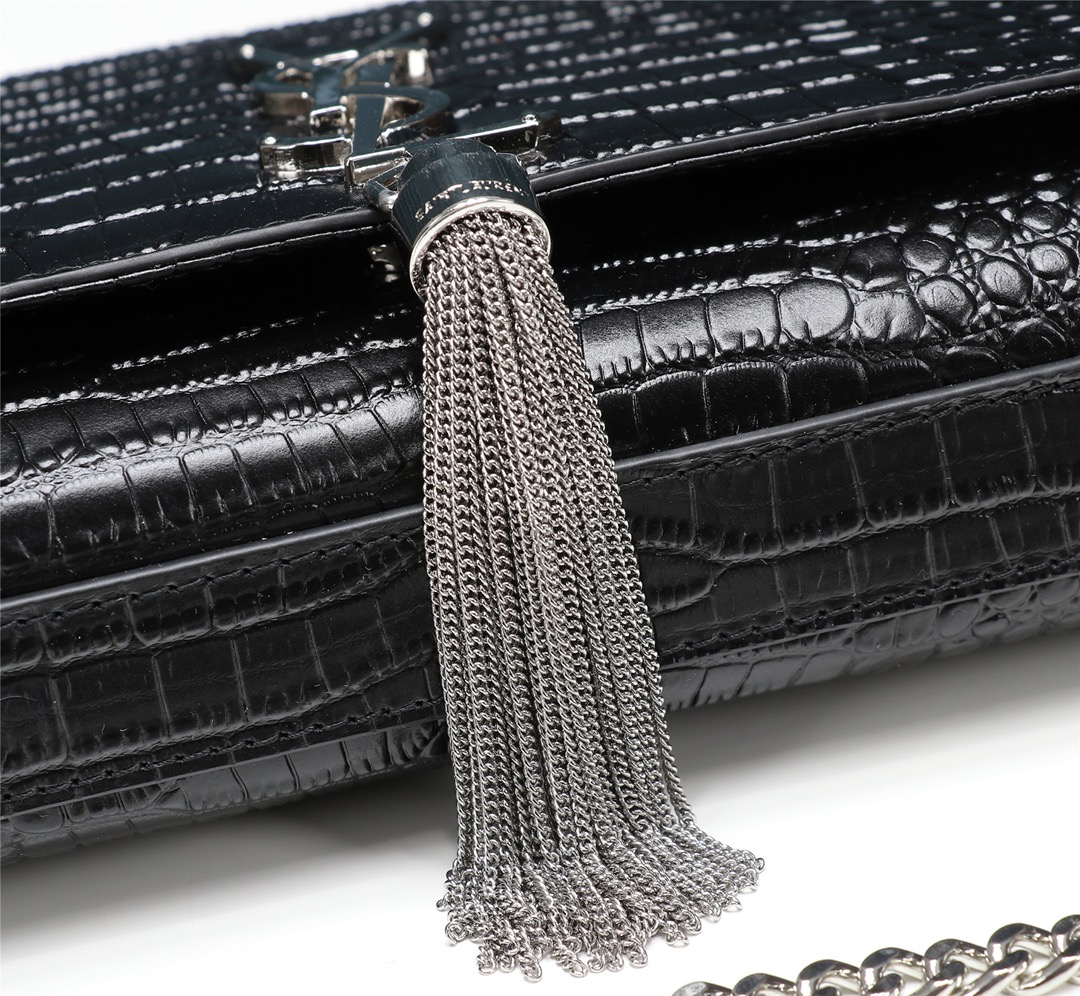 Handbags SAINT LAURENT 26700 size 24*5.5*14.5 cm - vstockx