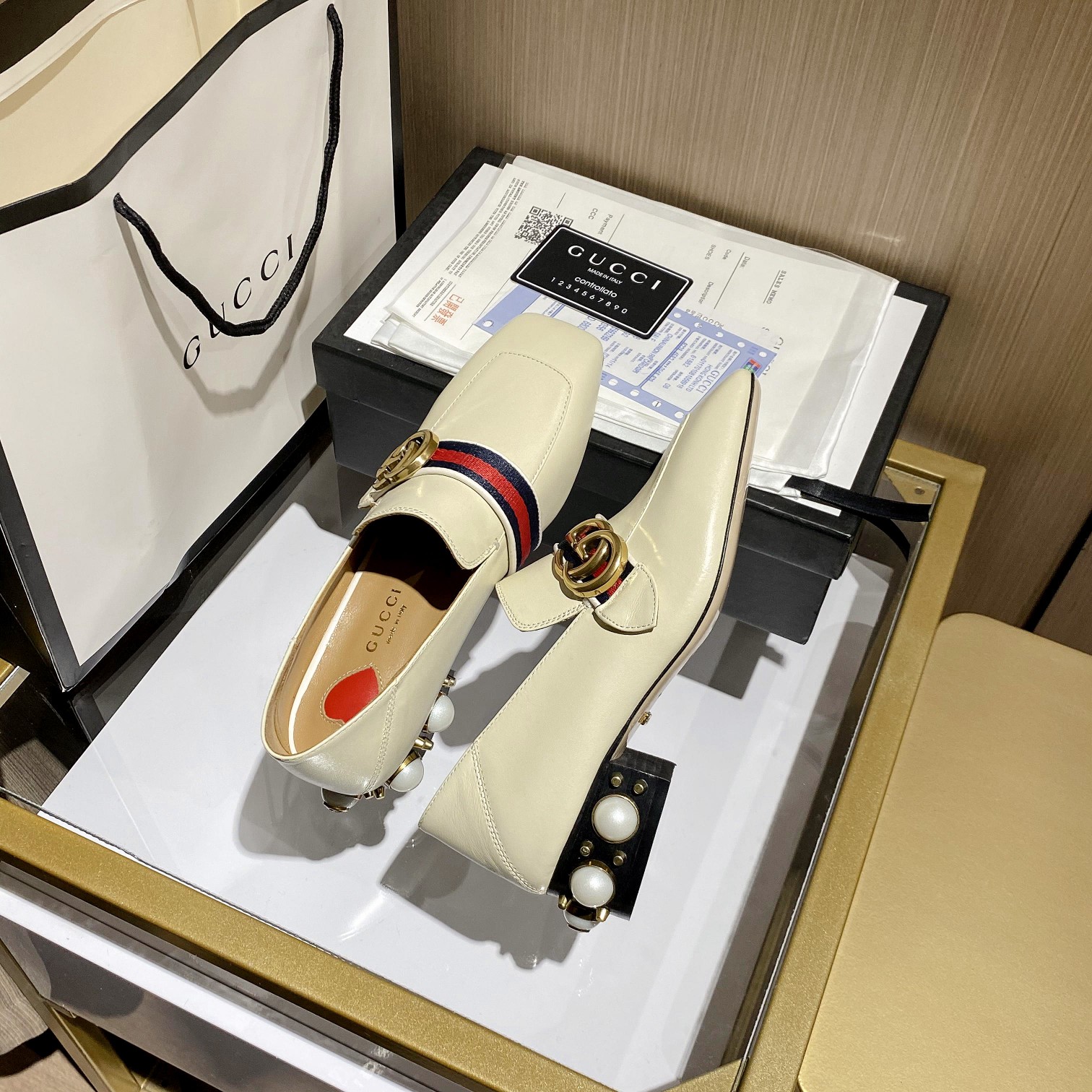 Gucci Leather mid-heel loafer Women 12 - vstockx