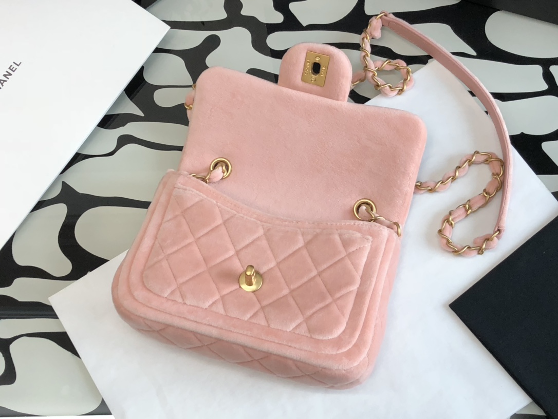 Handbag Chanel size 18  13  7 cm - vstockx