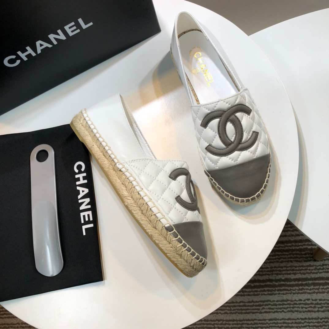 Chanel Loafers 58 - vstockx