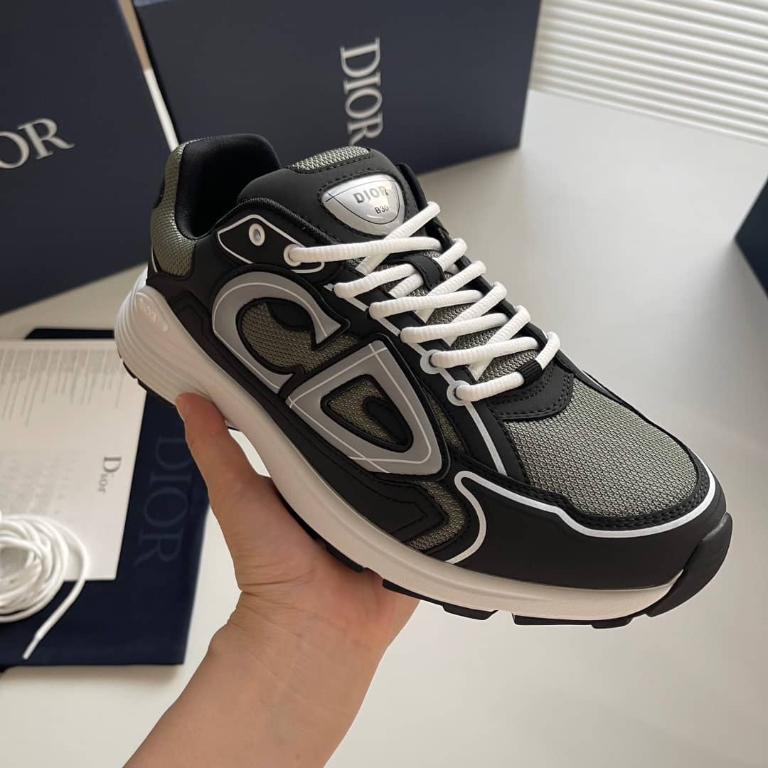 Dior B30 SNEAKER Deep Green Mesh and Black Technical Fabric - vstockx