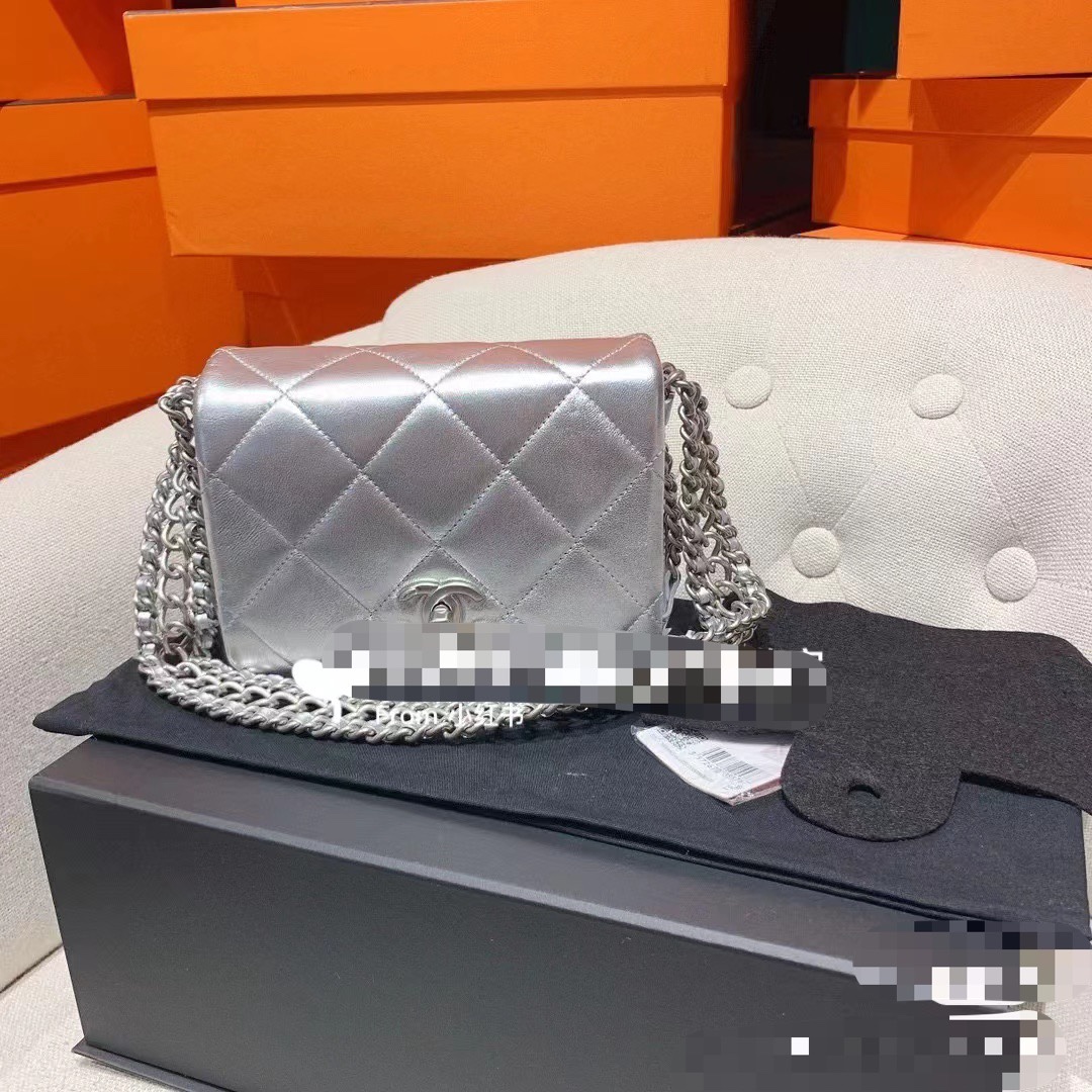 Handbag Chanel size 18 cm - vstockx