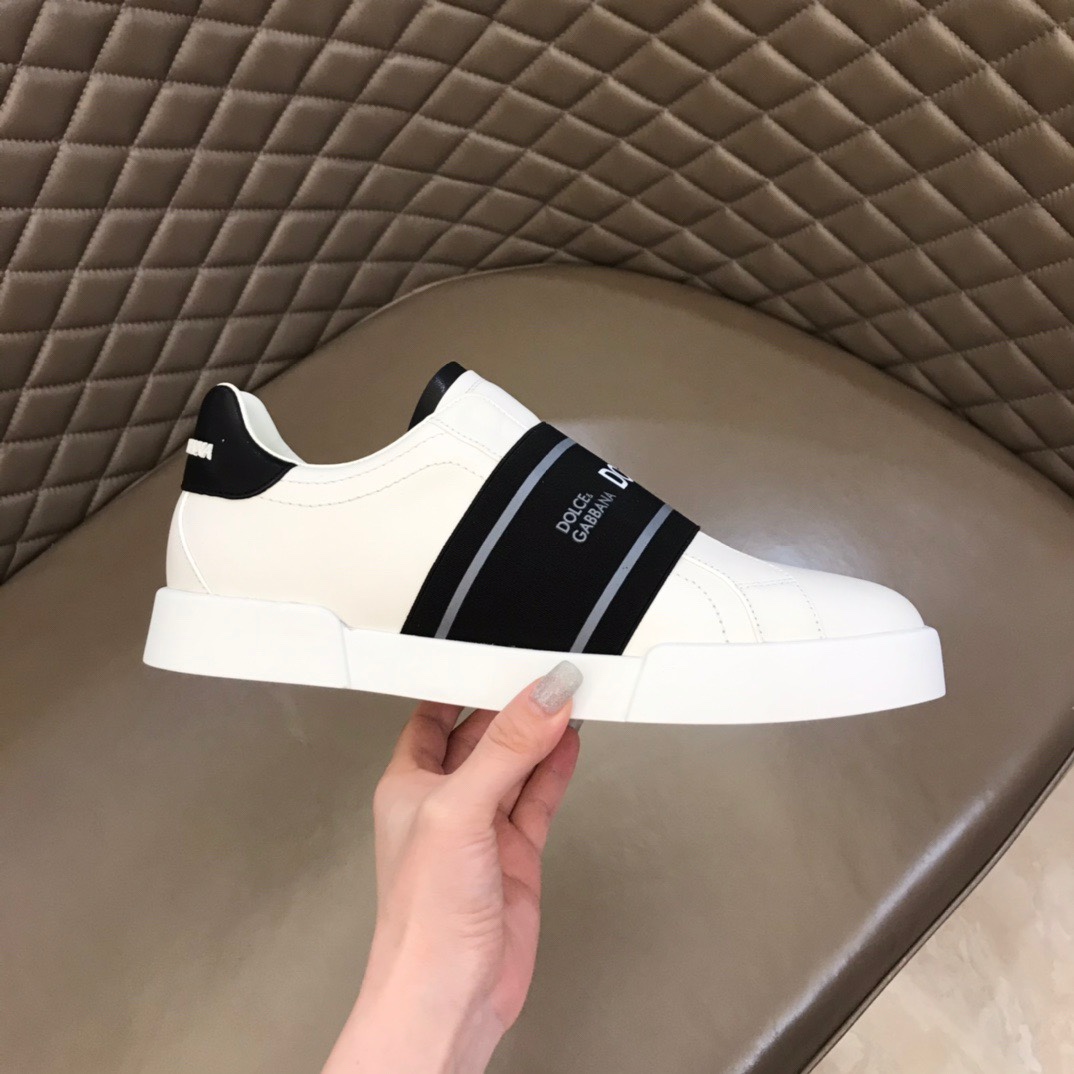 Dolce & Gabbana Low Tops Sneakers 88 - vstockx