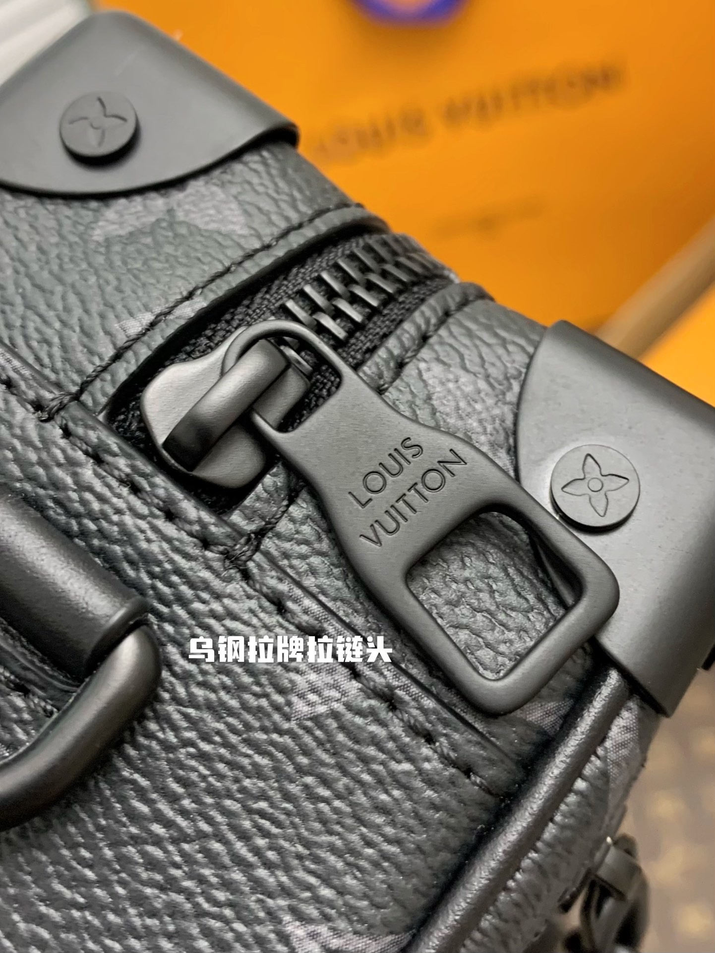 Handbags Louis Vuitton M44735 size:18.5*13*8 cm - vstockx