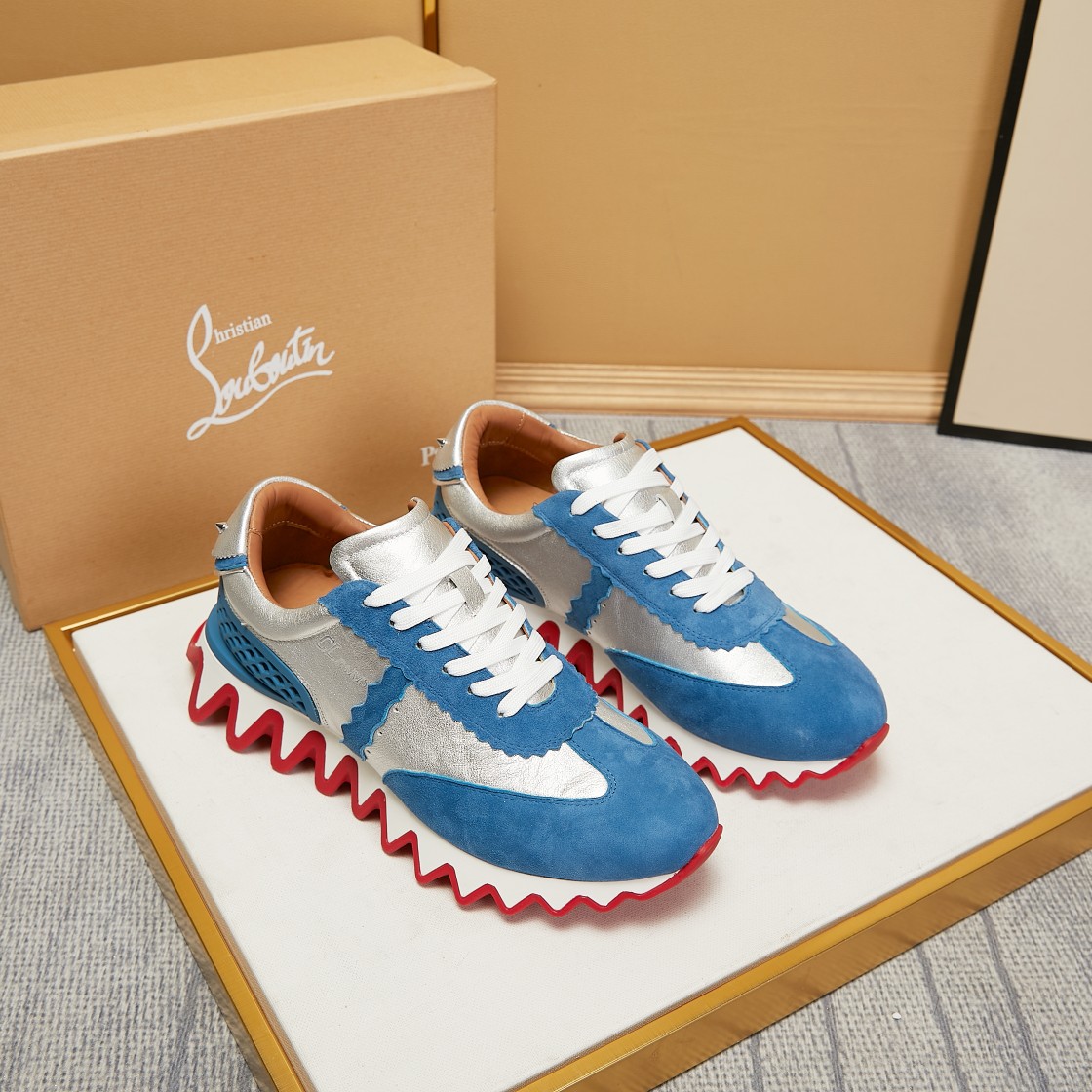 Christian Louboutin Loubishark Flat Sneakers 4 - vstockx
