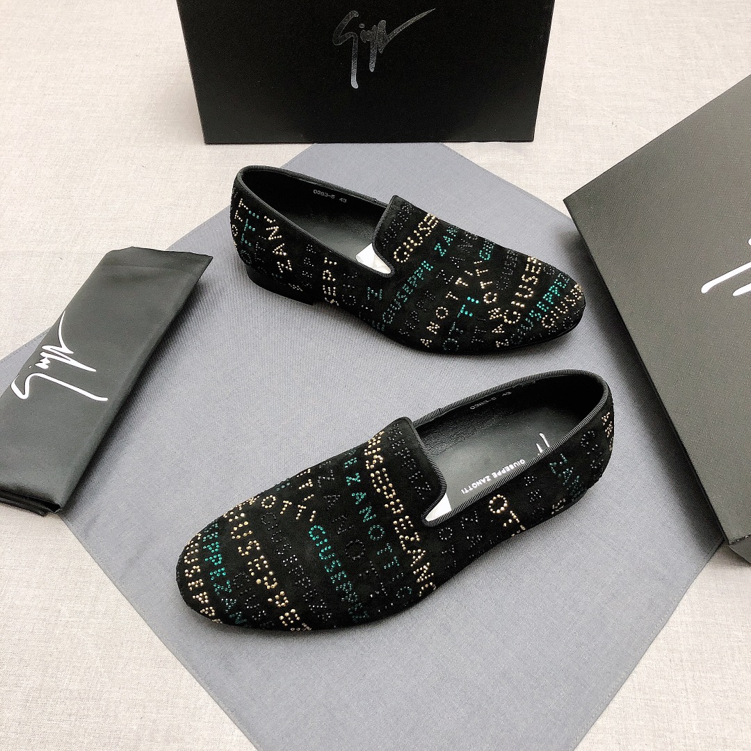 Giuseppe Zanotti Slip-on 7 - vstockx