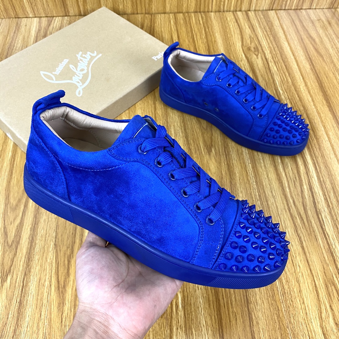 Christian Louboutin Louis Junior Spikes Orlato Flat Sneakers 9 - vstockx