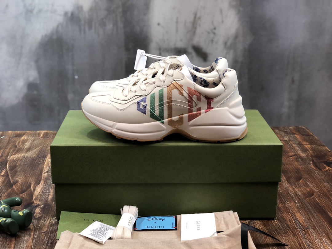 Gucci Rhyton sneaker 35 - vstockx
