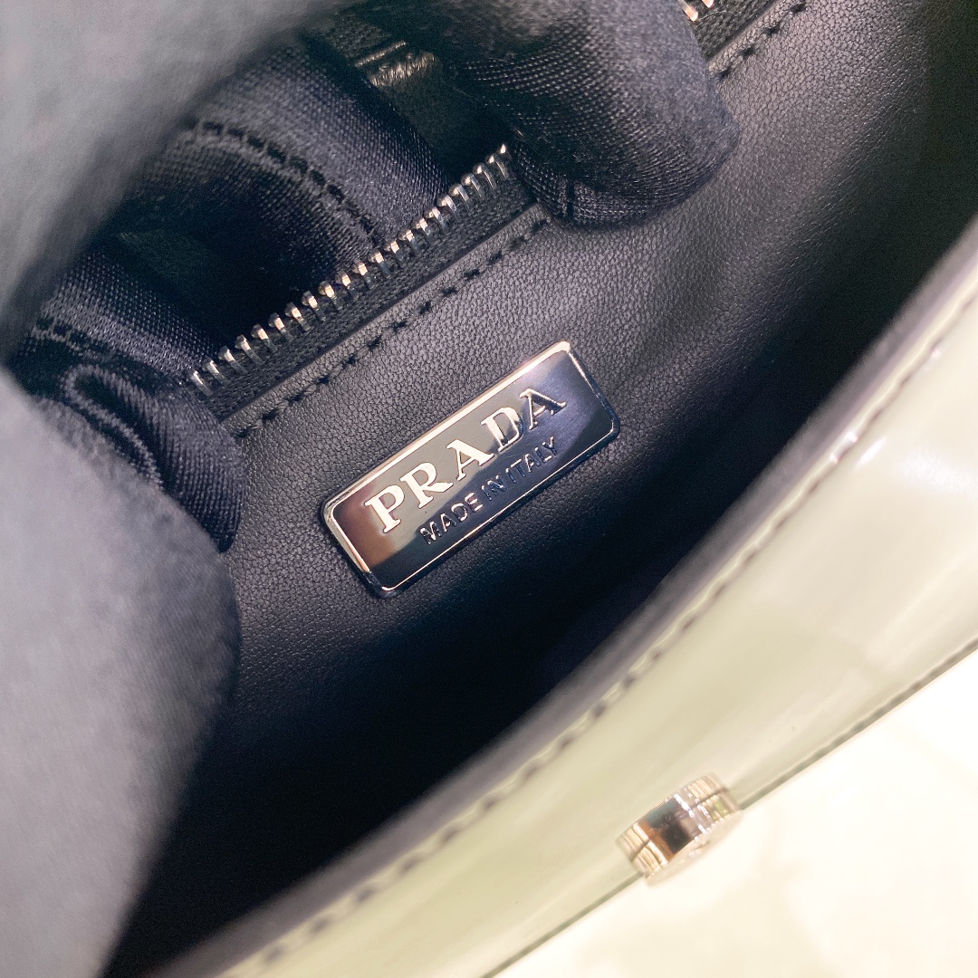 handbags prada 1BD307 19*10.5*3.5 - vstockx