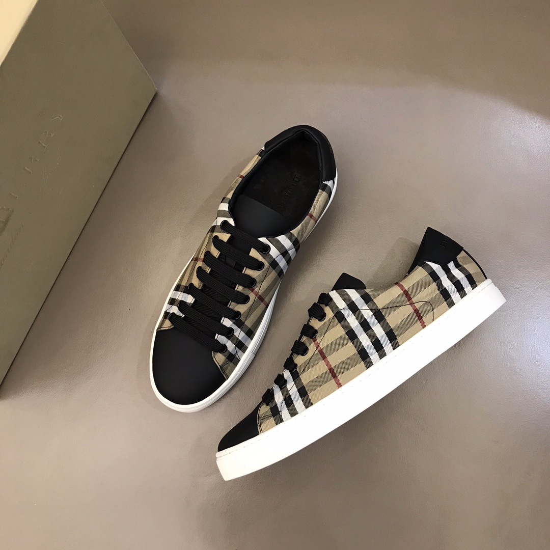 Burberry Perforated Check Sneaker 48 - vstockx