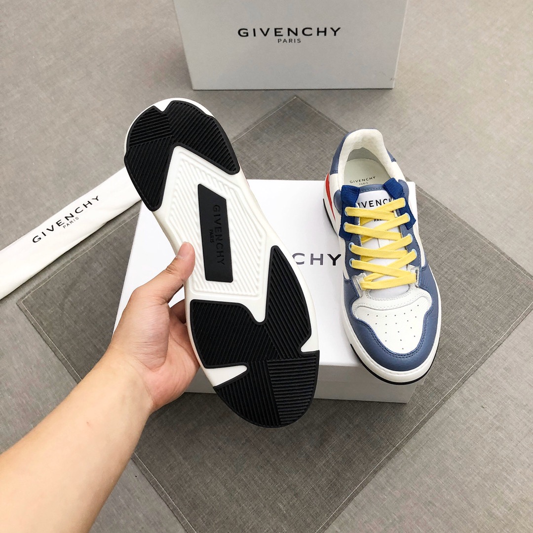 Givenchy Wing Sneakers 6 - vstockx