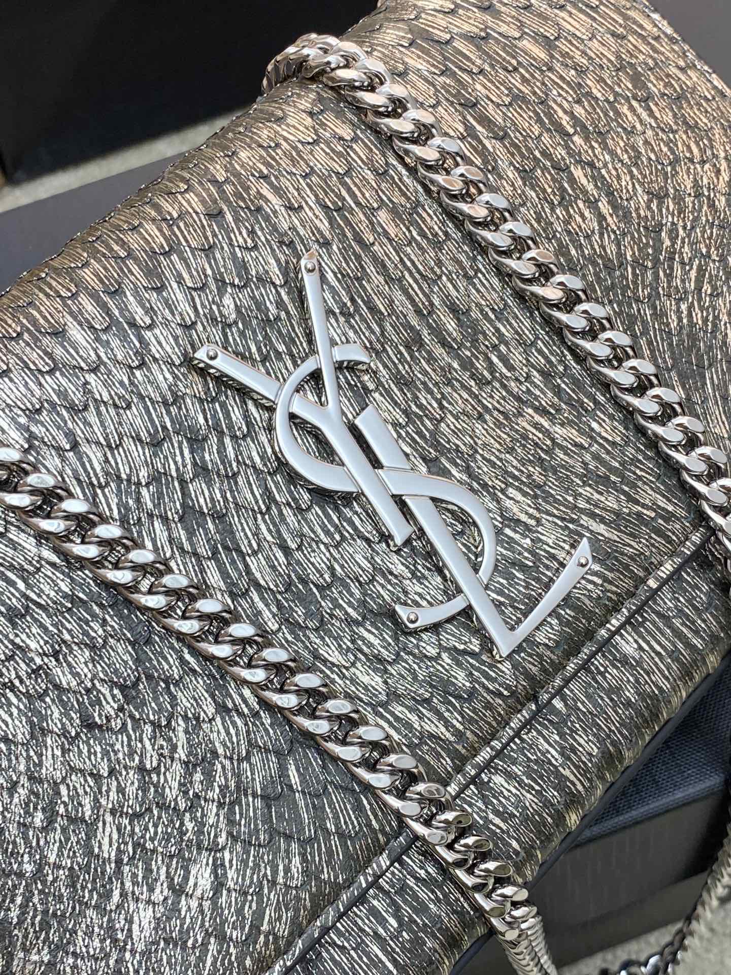 Handbags SAINT LAURENT 469390 size 20*12.5*5 cm - vstockx