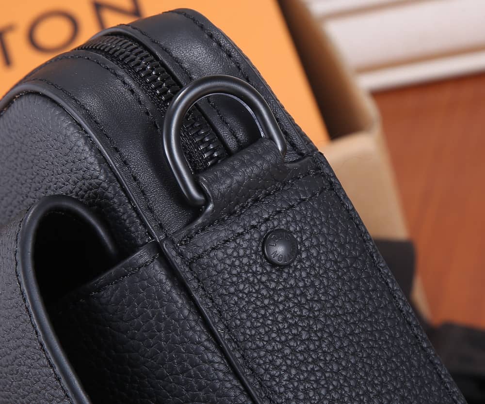 Handbag Louis Vuitton M22482 size 23.5*18*7 cm - vstockx