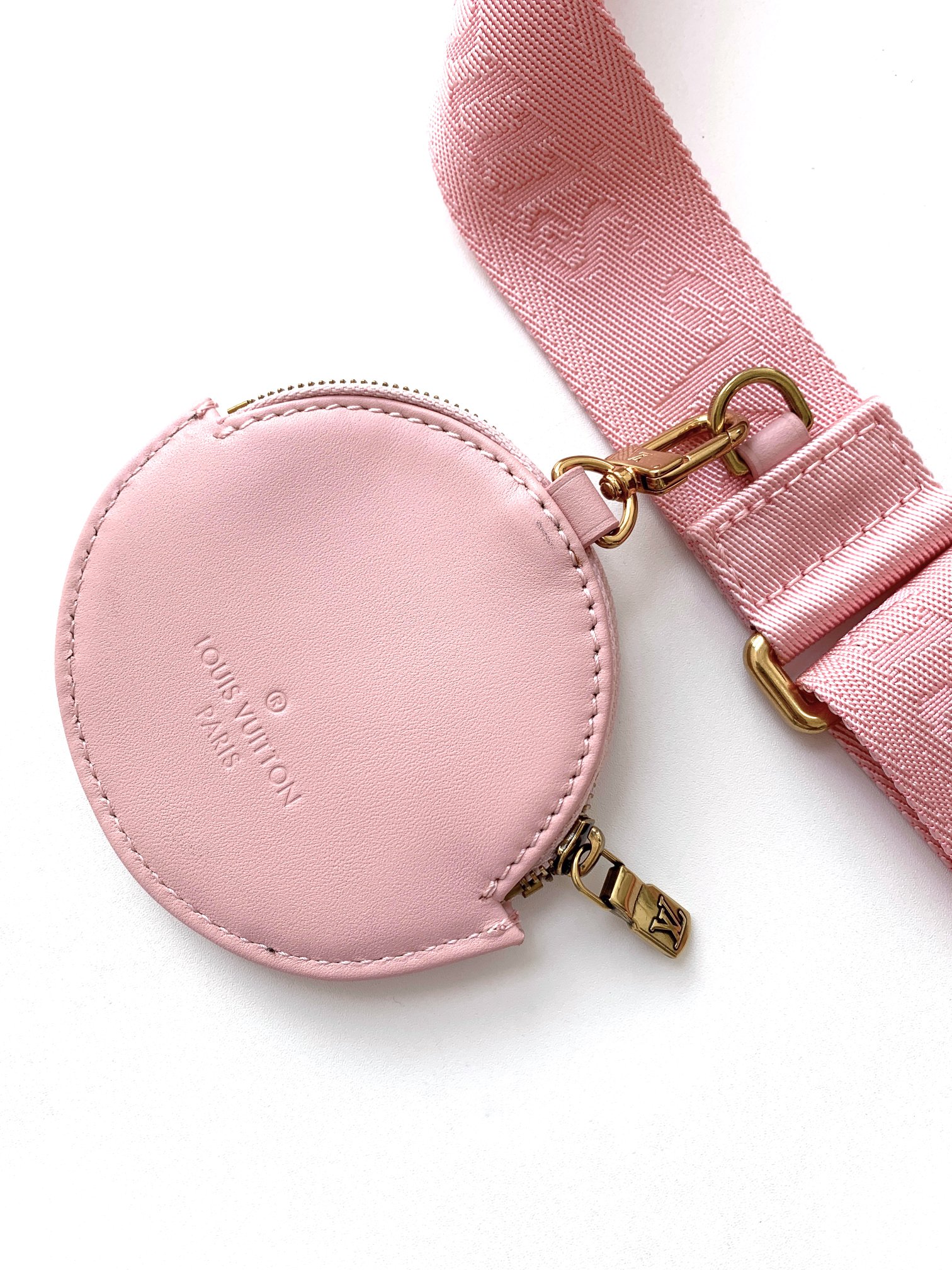 Handbag Louis Vuitton M56468 size 19/14/5 cm - vstockx