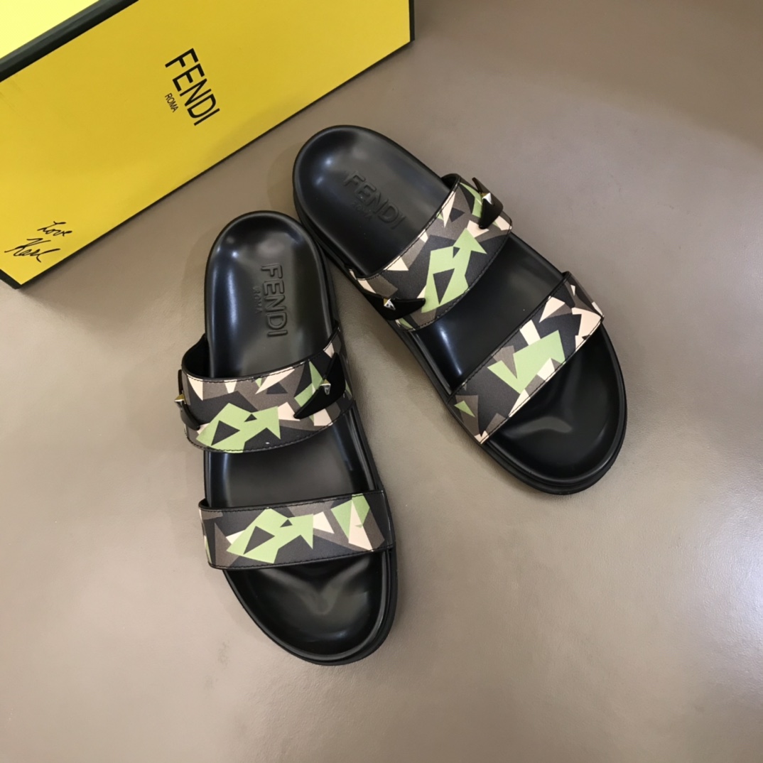 Fendi Slides 18 - vstockx