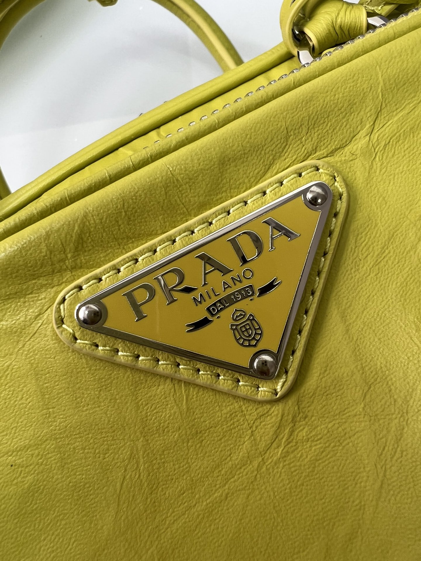 handbags prada 1BB099 24*12.5*7 - vstockx