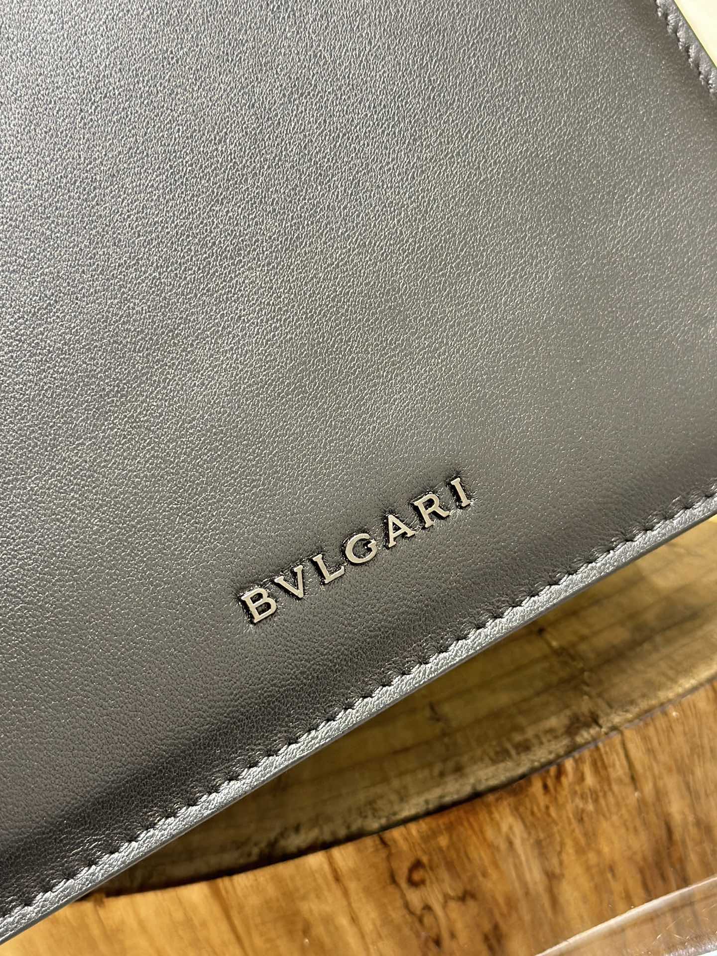 Handbags Bvlgari 290762 size:18*15*9.5 cm - vstockx