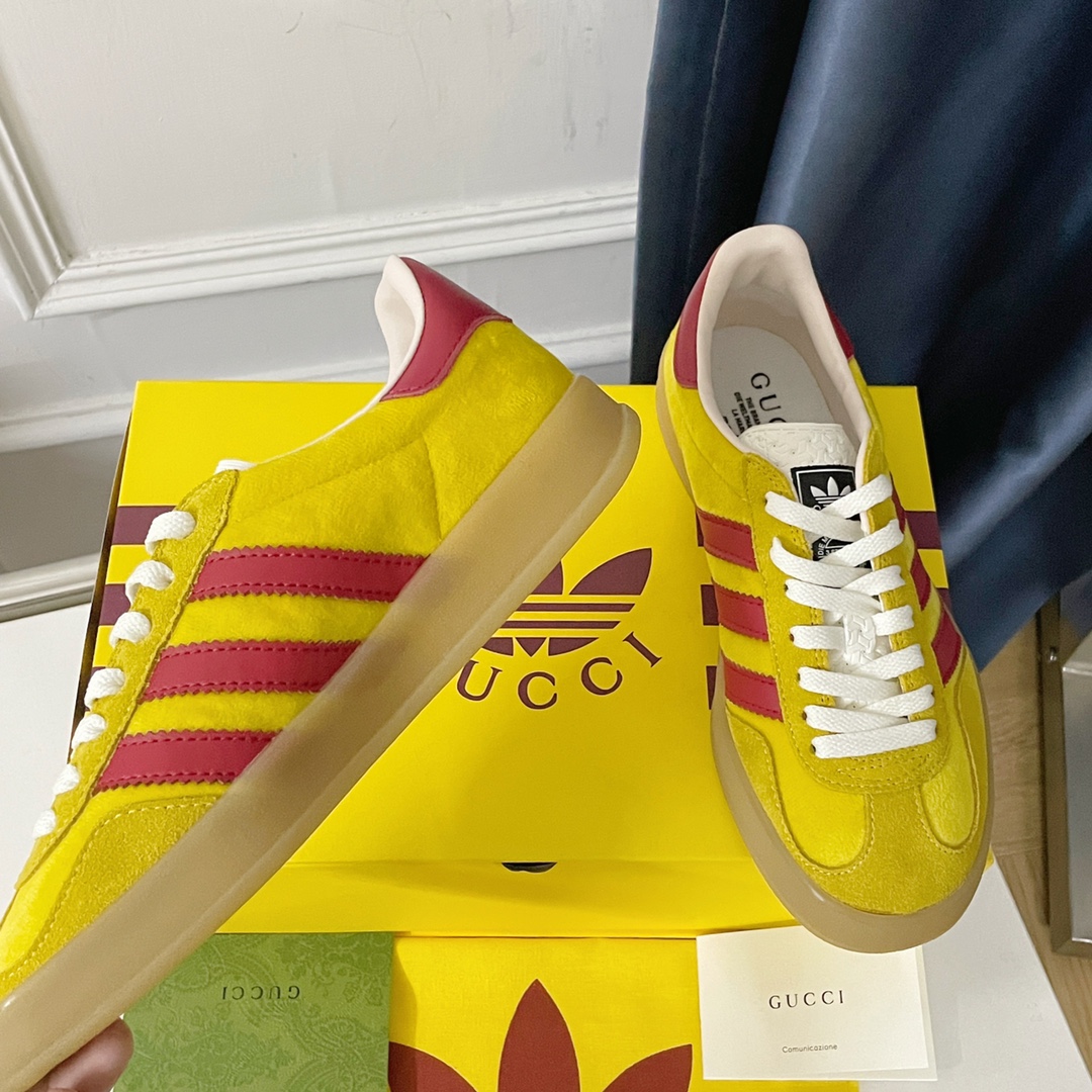 adidas x Gucci Gazelle Sneaker 6 - vstockx