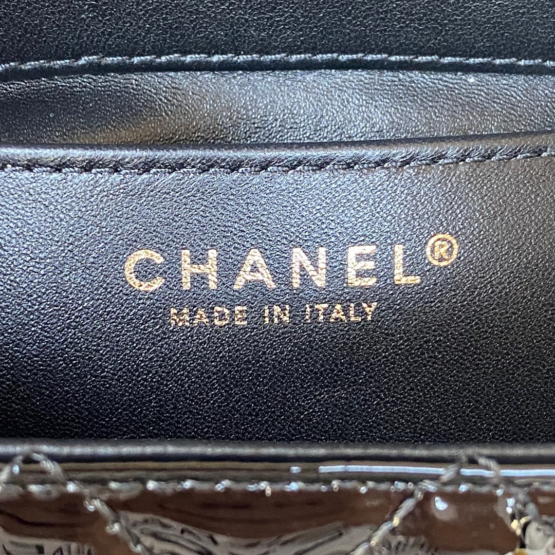 Handbag Chanel AS3648 size 17X14.5X7.5 cm - vstockx