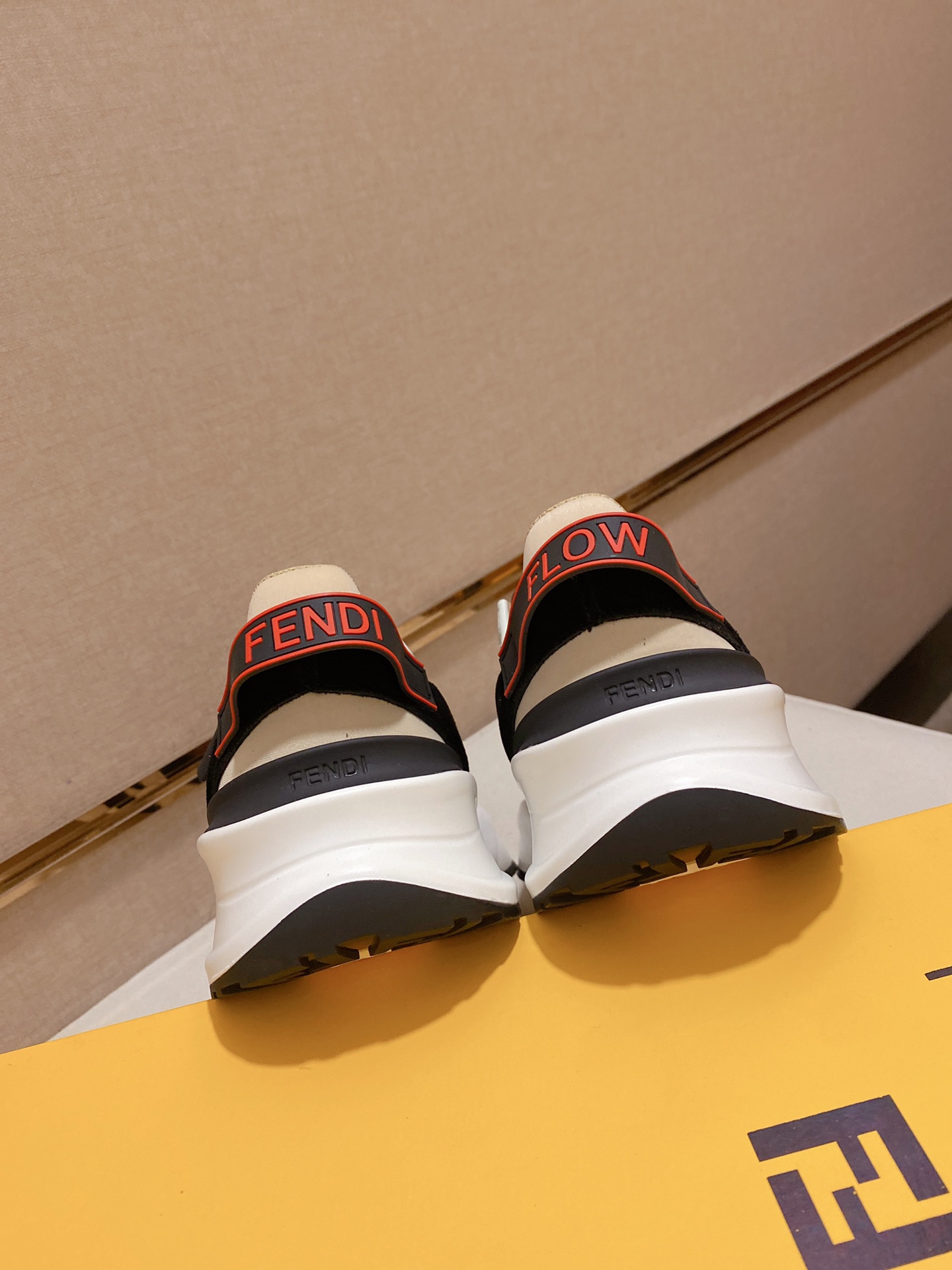 Fendi Flow Ff Sneakers 24 - vstockx