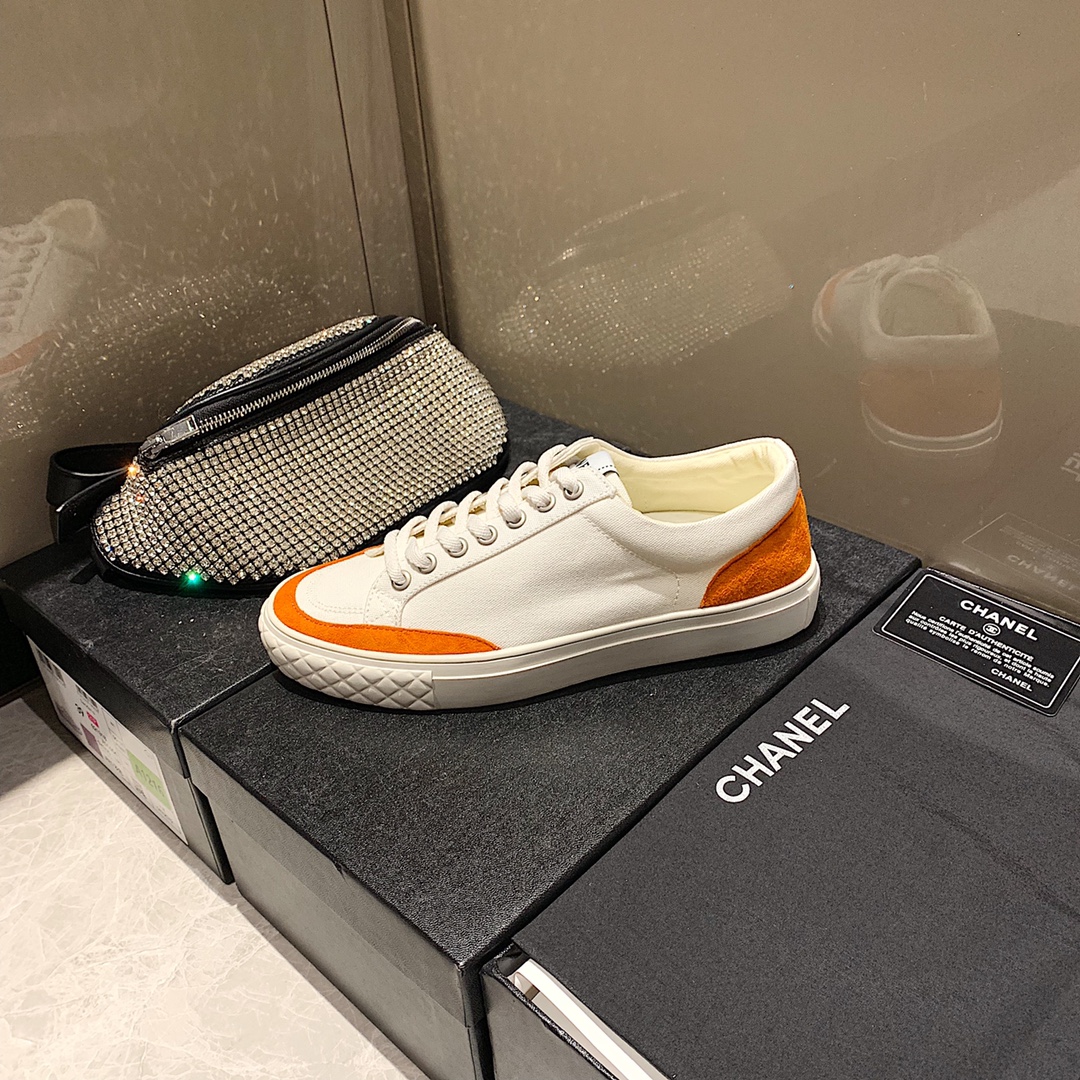 Chanel sneaker 1 - vstockx