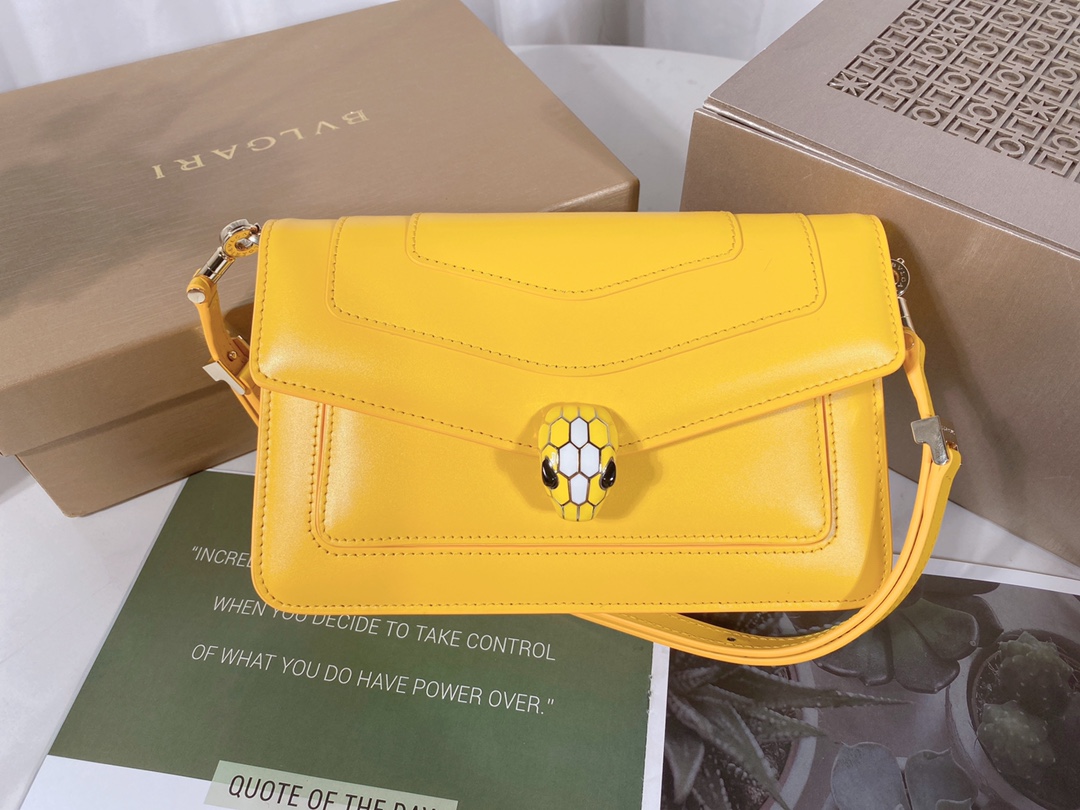 Handbags Bvlgari 292104950 size:22*15*4.5 cm - vstockx