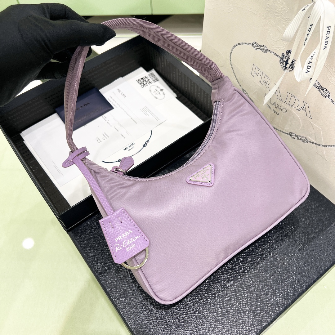 handbags prada Hobo 1NE515 re-edition 2000 Size:22*17*6 - vstockx