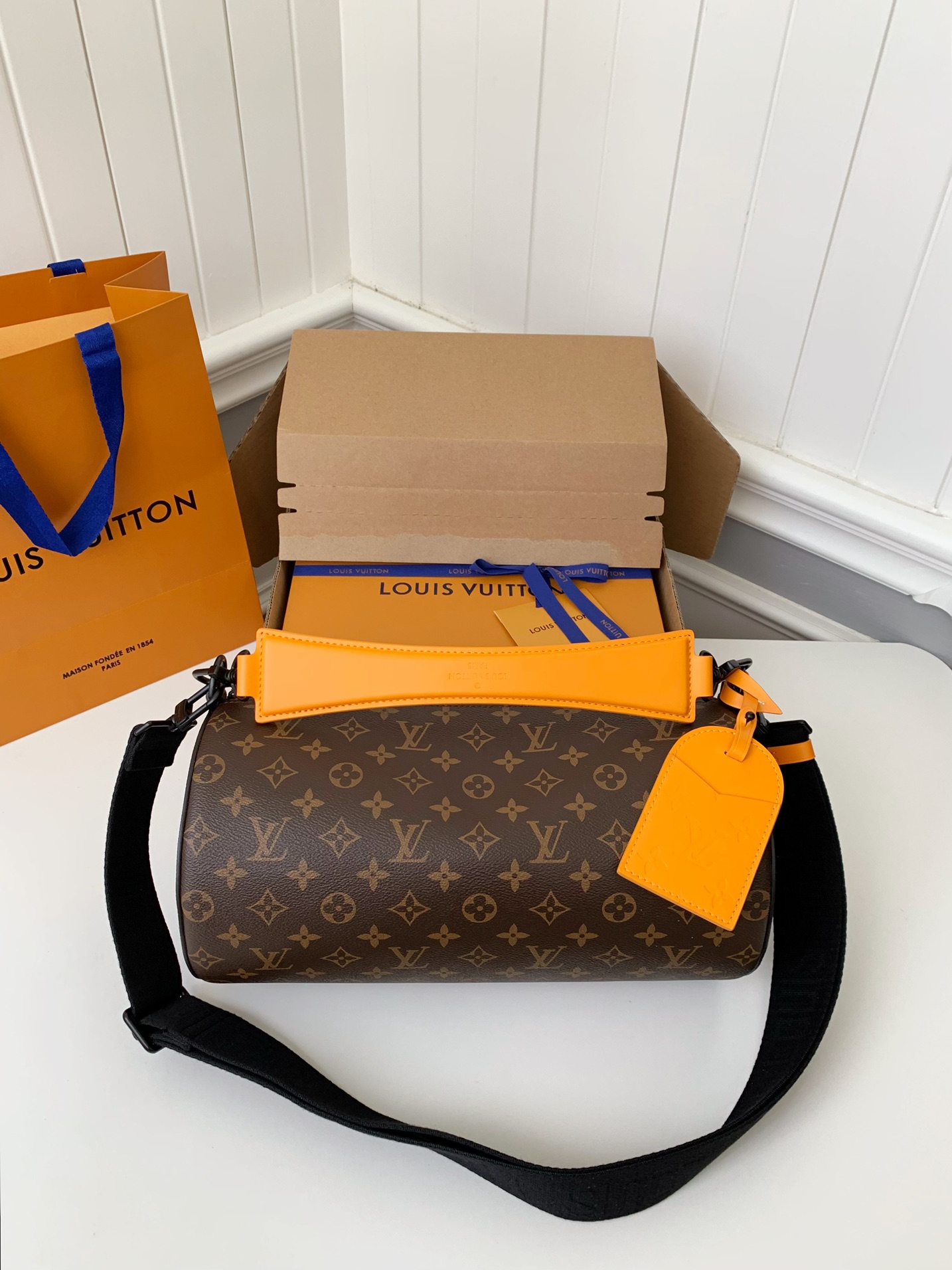Handbags Louis Vuitton M46691 size:33*17*17 cm - vstockx