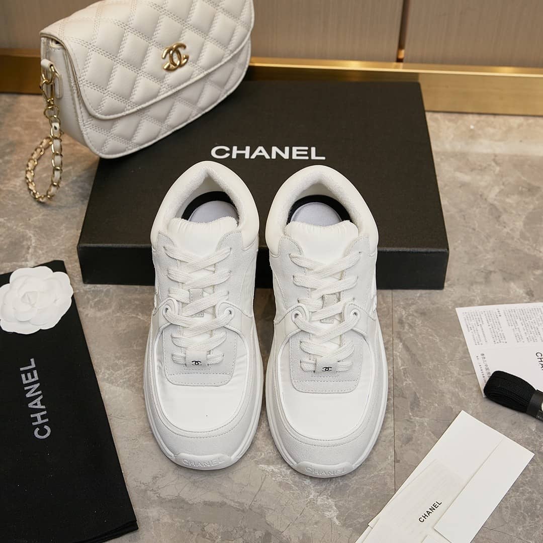 Chanel Low Top Trainer Reflective White Suede - vstockx