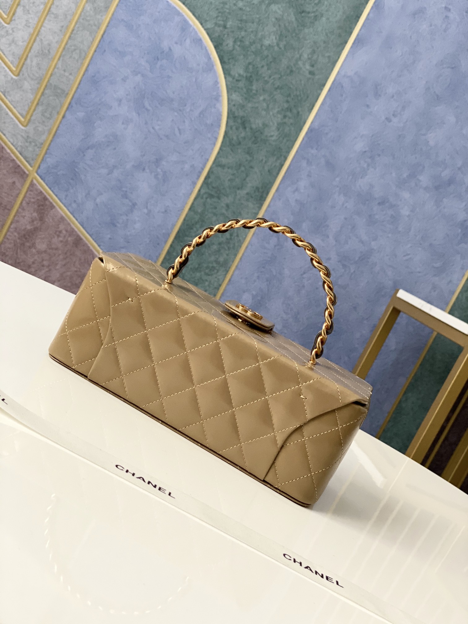 Handbag chanel 01919 size 22 10 8.5 cm - vstockx