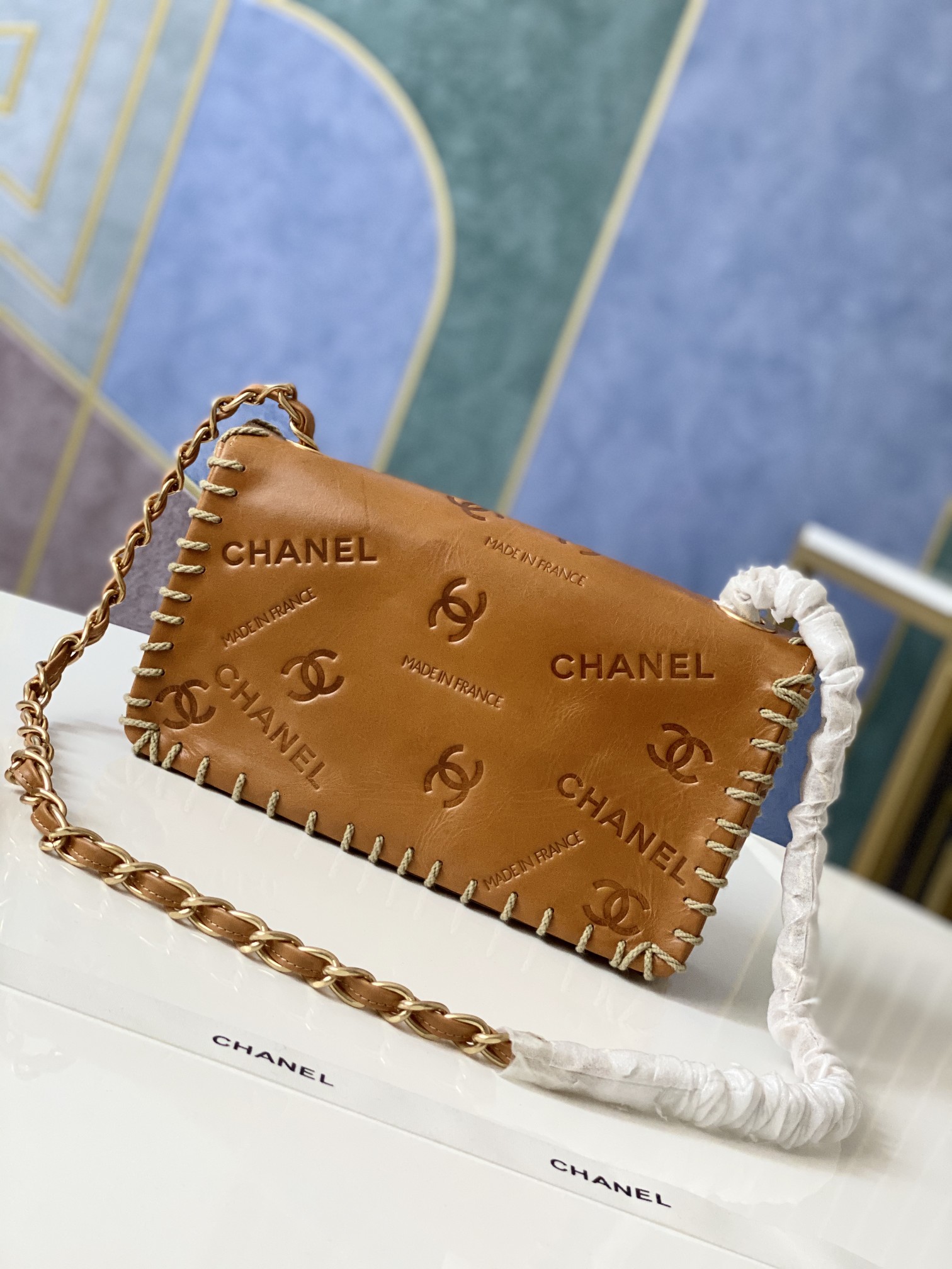 Handbag Chanel 0966 size 25 6 14 cm - vstockx