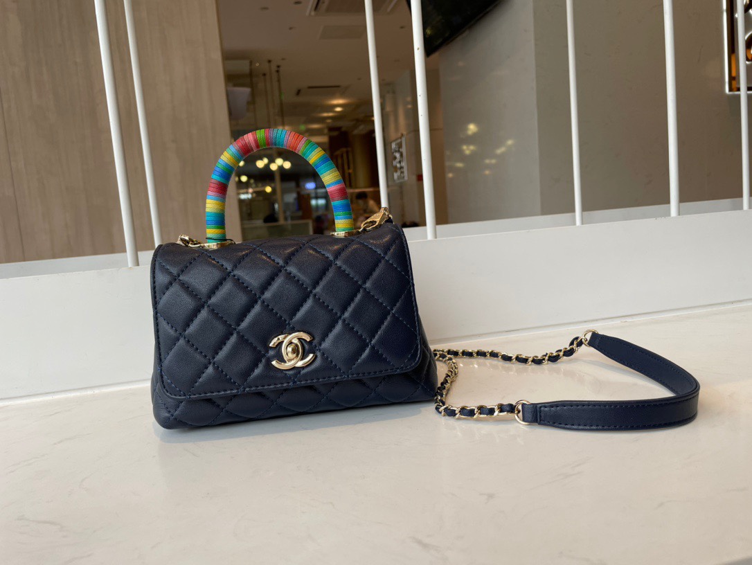 Handbag Chanel AS2215 - vstockx