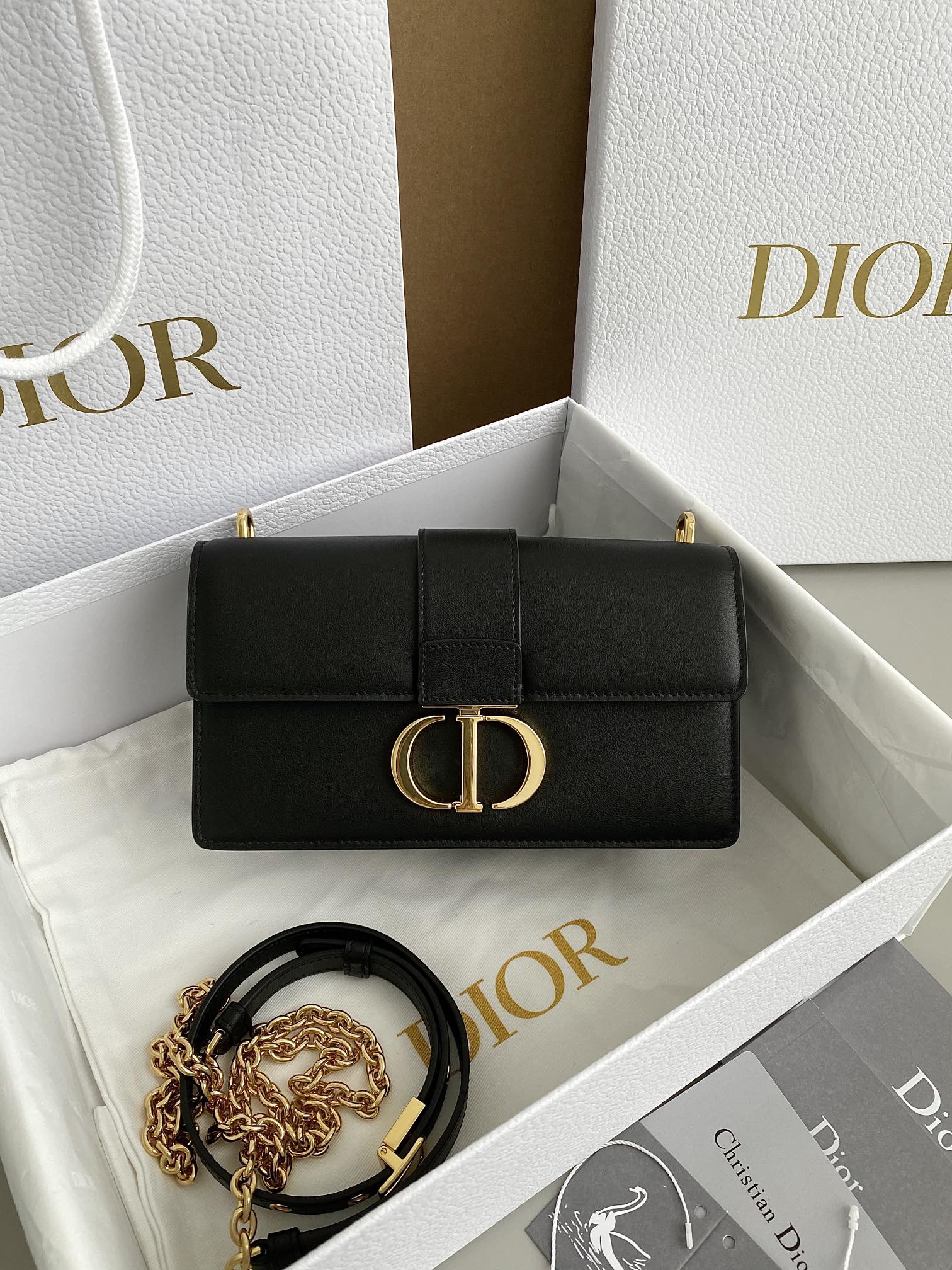 Handbags Dior Montaigne 9207 size:21.5*12*6 cm - vstockx