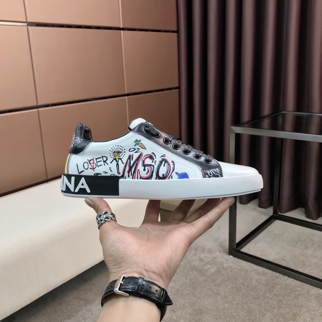 Dolce & Gabbana Low Tops Sneakers 1 - vstockx