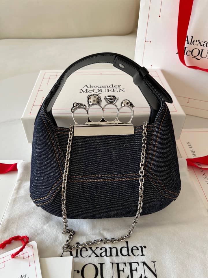 Handbag Alexander McQueen hobo size 20*12*8 cm size 30*18*7 cm - vstockx