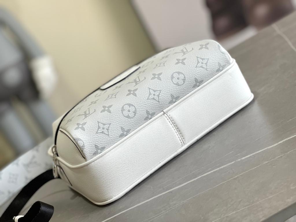 Handbag Louis Vuitton M30873 size 29.5x20x10.5 cm - vstockx