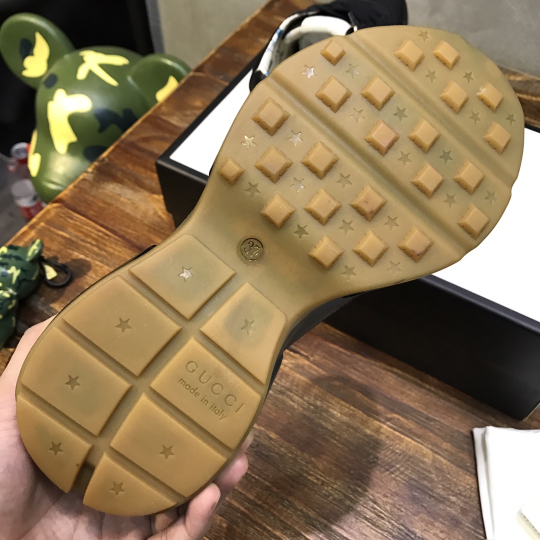 Gucci Rhyton sneaker 41 - vstockx