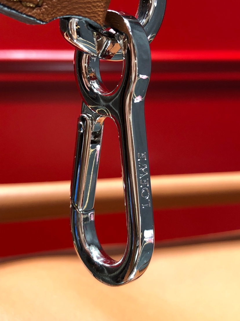 Handbags LOEWE zp size:24*14*11 cm - vstockx