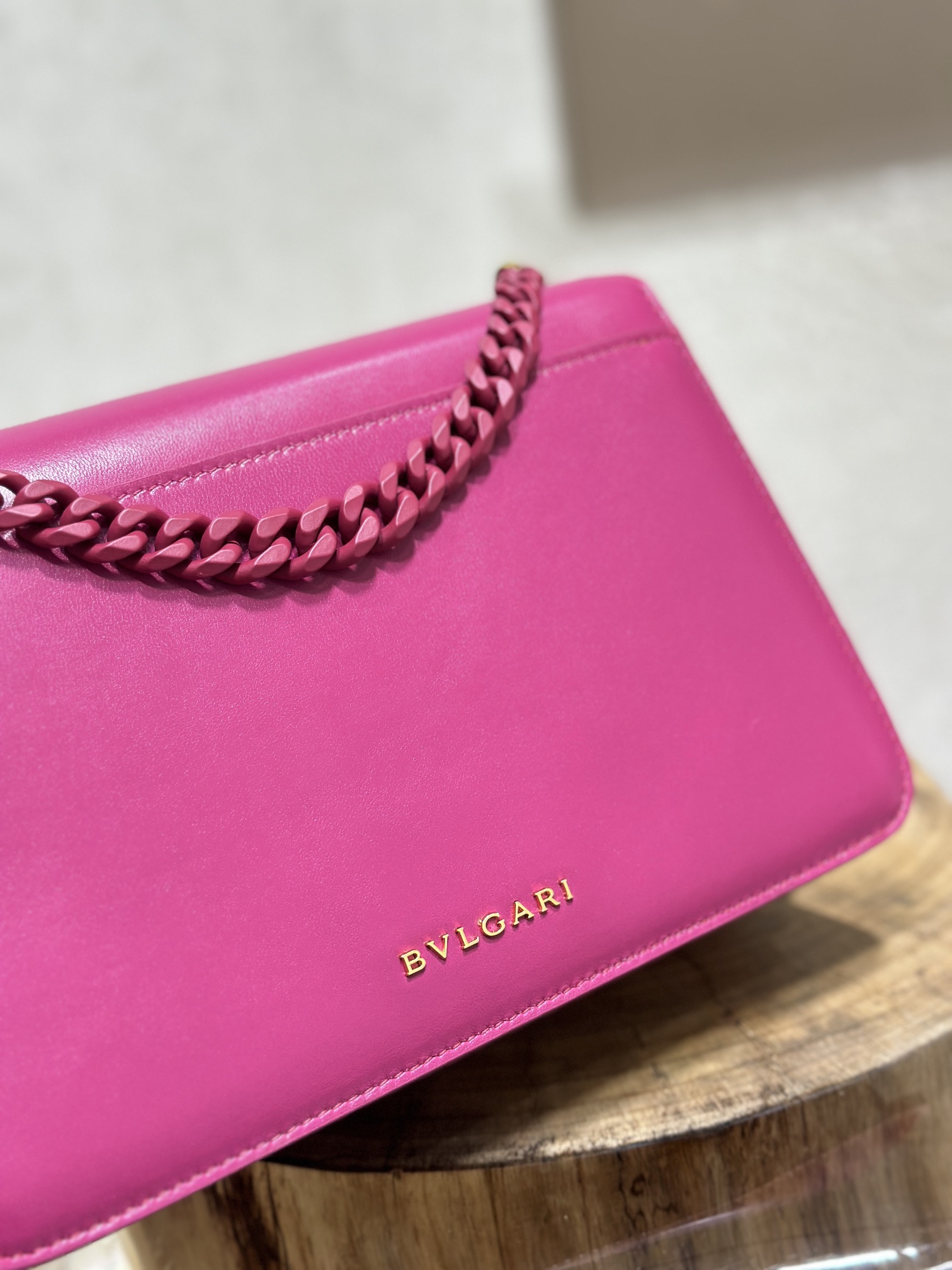 Handbags Bvlgari 290767 size:25*17*8 cm - vstockx