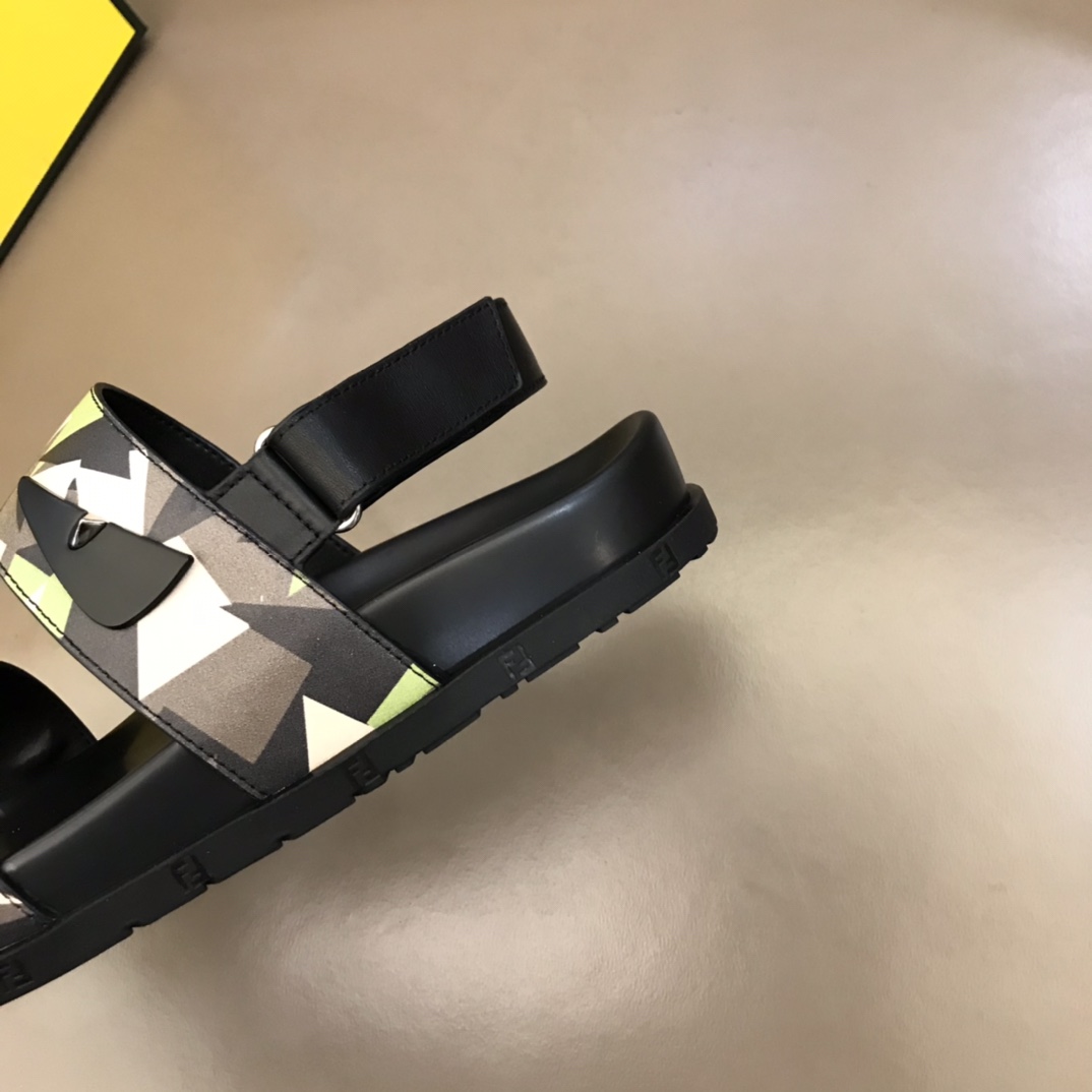 Fendi Slides 23 - vstockx