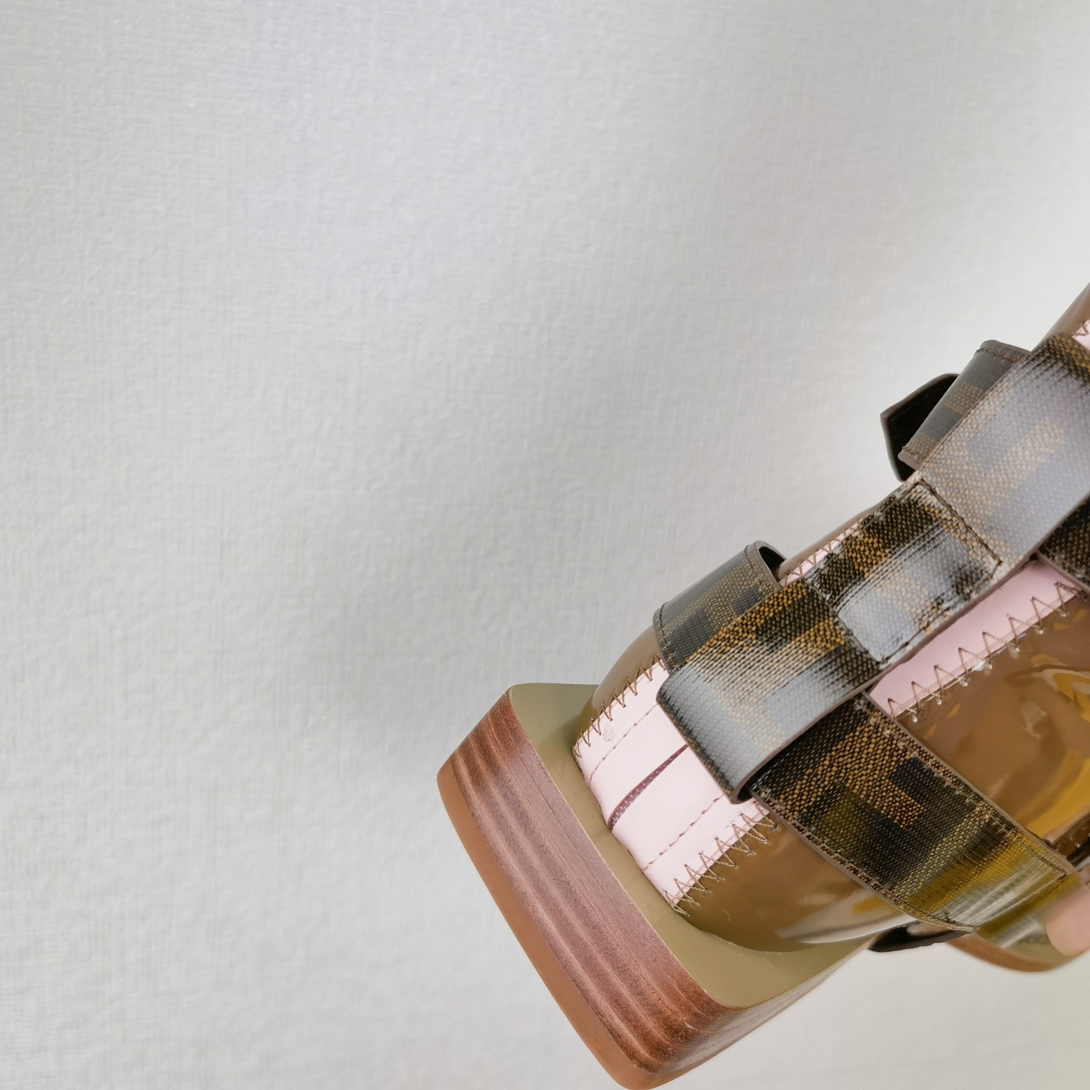 Fendi Boots 3 - vstockx