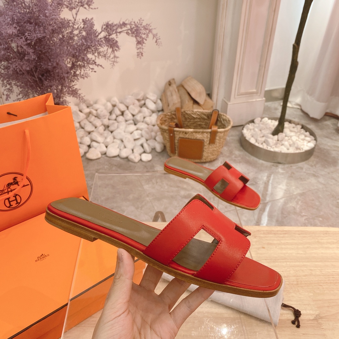 Hermes Sandals 52 - vstockx